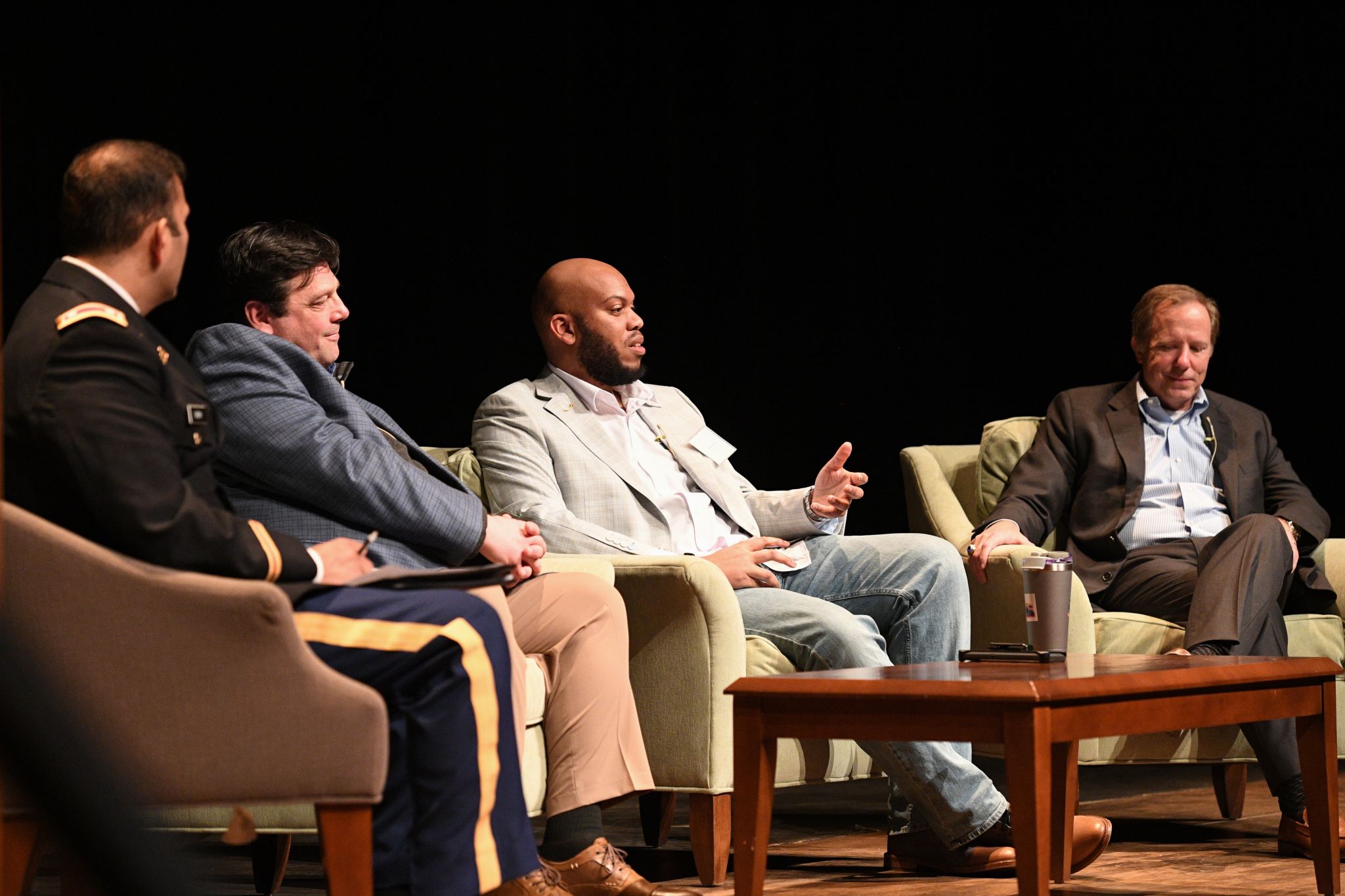 Future cybersecurity leaders stopping by the AWS booth
